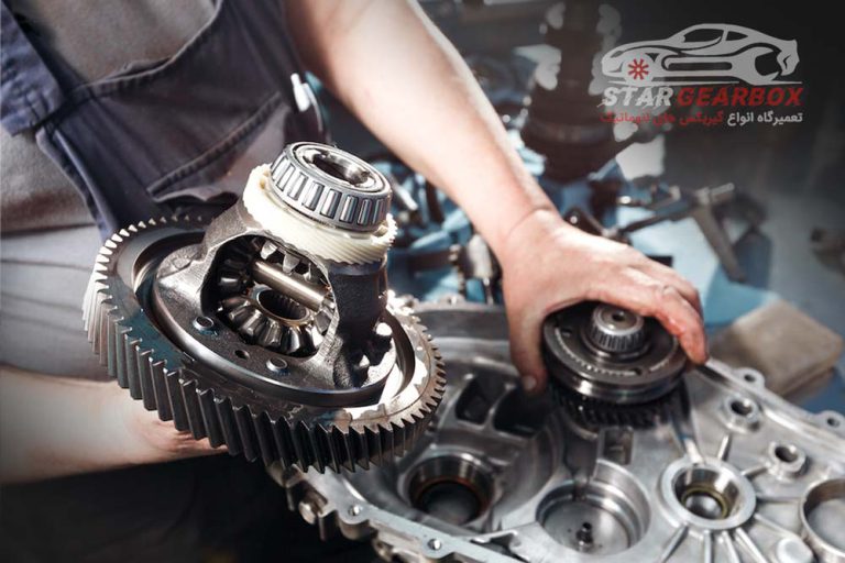Mechanic-repairing-automatic-gearbox-of-a-Chery-Tiggo5-768x512.jpg